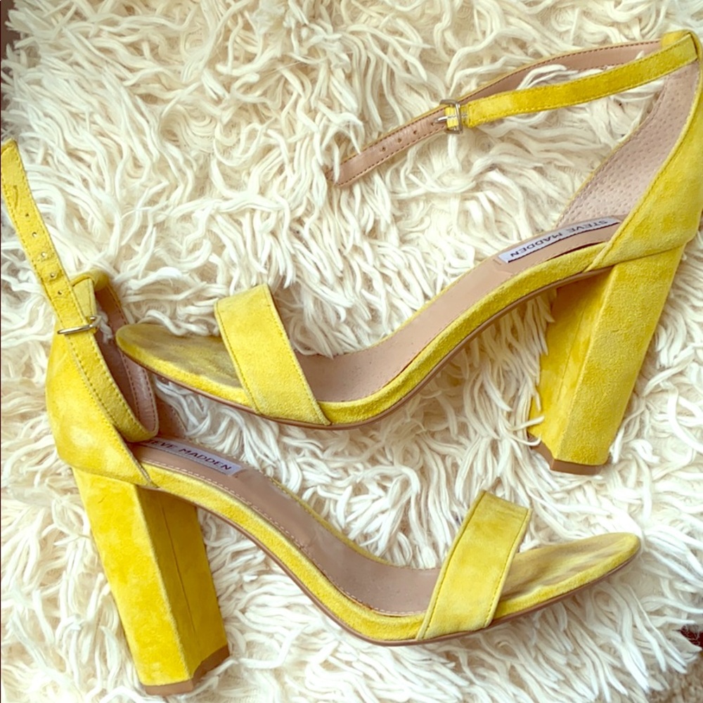 Steve Madden CARRSON Heels in Yellow Suede